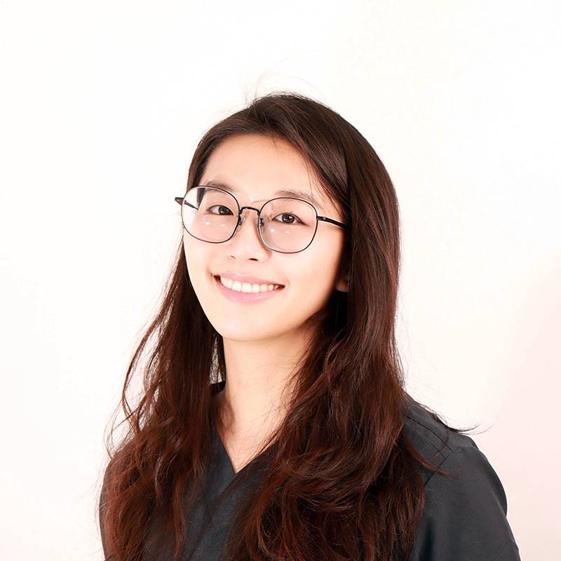 蘇若甯醫師 假牙專科